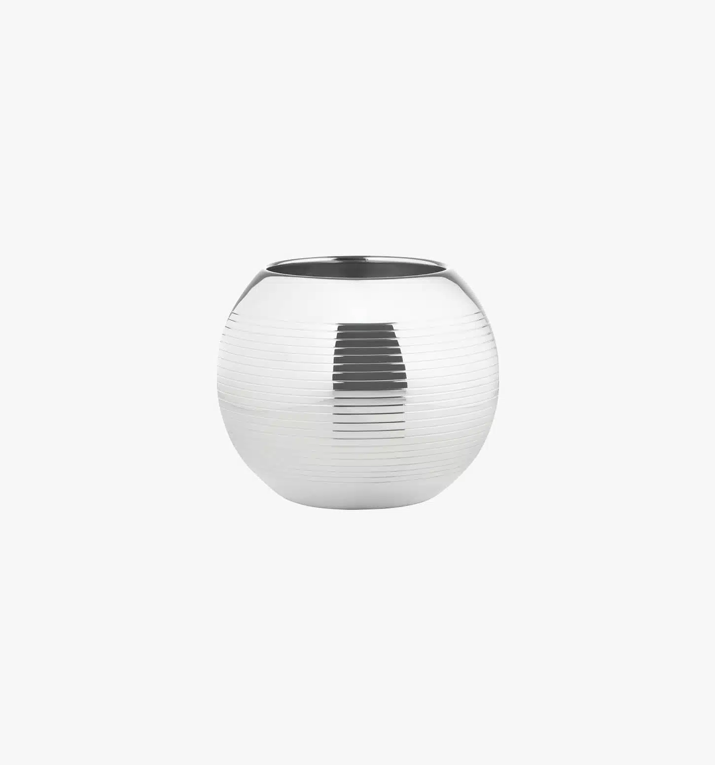 Vase in size M in silver plated from Pétanque collection from Puiforcat